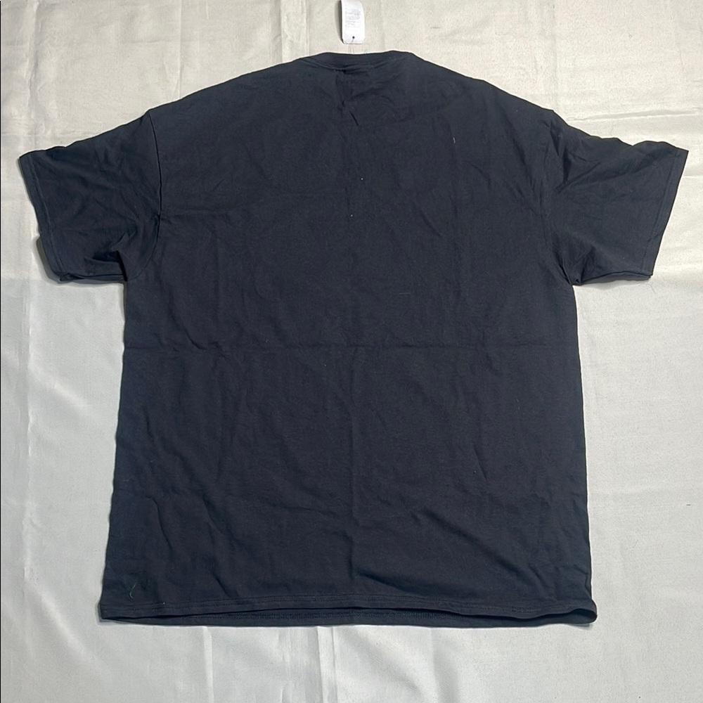 Graphic Black T-shirt with Green Logo Cheers print - Picture 6 of 6